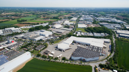  Der Industriepark Bocholt ist eines der größten zusammenhängenden Industrieflächen in Nordrhein-Westfalen. 