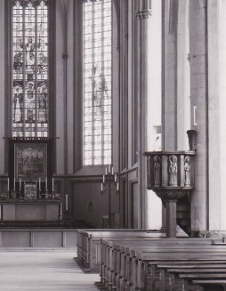  Die Kanzel in der St. Georg-Kirche nach der Wiederrichtung in den 1950-er Jahren. 