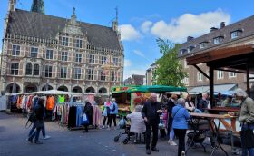 2022-05-04_Krammarkt_Blick_Rathaus_Foto_Stadtmarketing_3