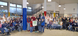  Groot gejuich: De leerlingen van St. Bernhard Primary School in Lowick waren dit jaar bijzonder hardwerkend in de CITY CYCLING in de \