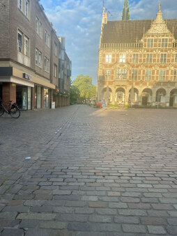  Verkeersgegevens worden verzameld in de Königstraße / Markt. 